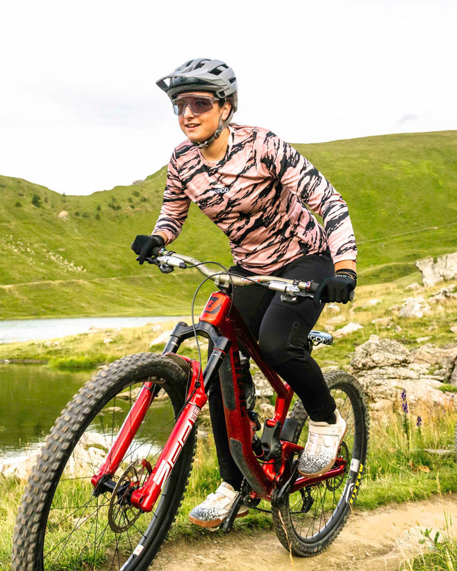 Womens Gravity Jersey | Ambush