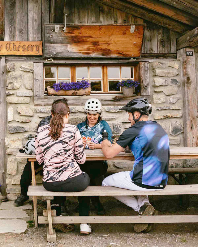 Womens Gravity Jersey | Ambush